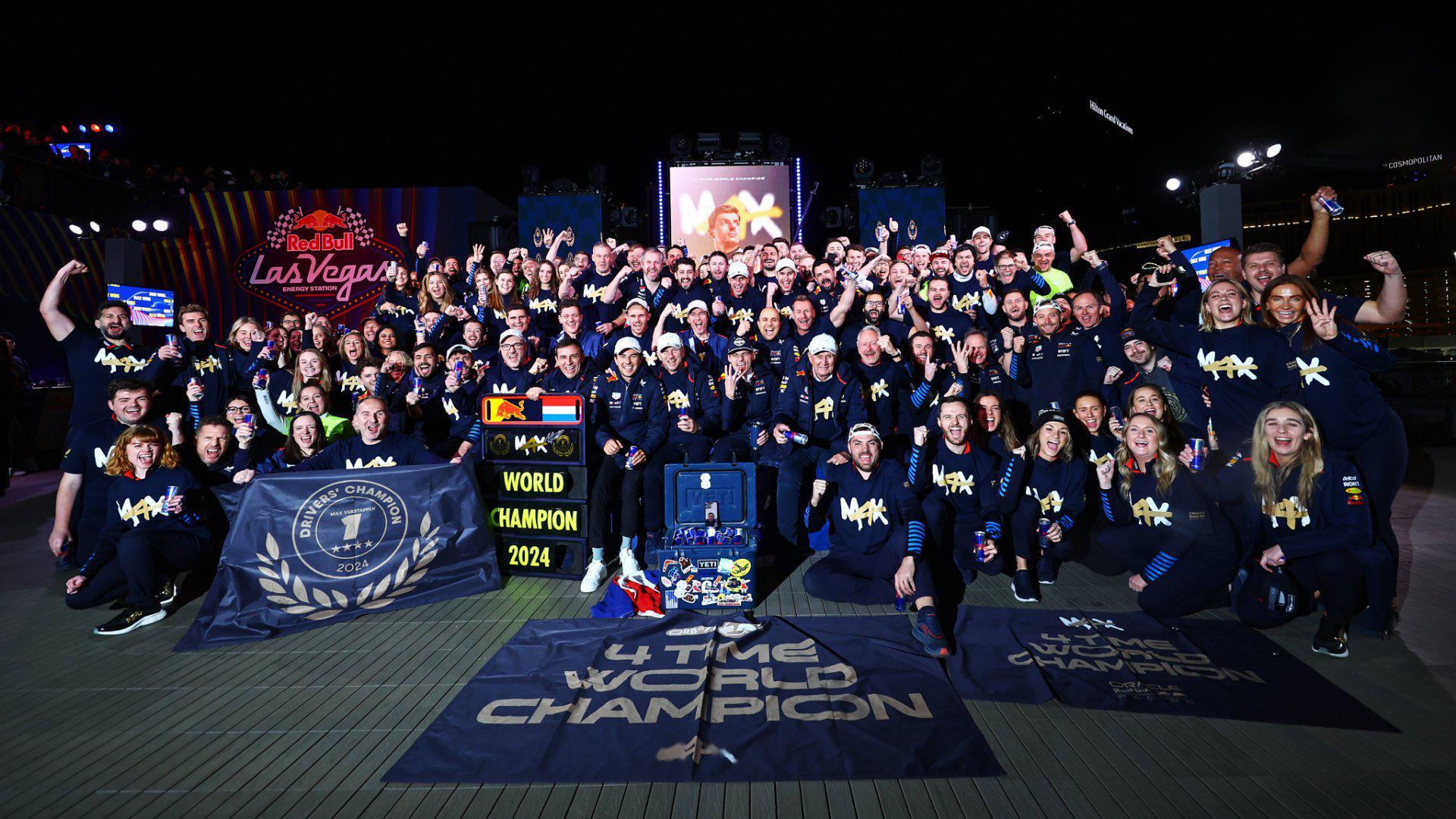 包含索伯车队力克红牛车队,诺里斯扛起全队的词条 包含索伯车队力克红牛车队,诺里斯扛起全队的词条