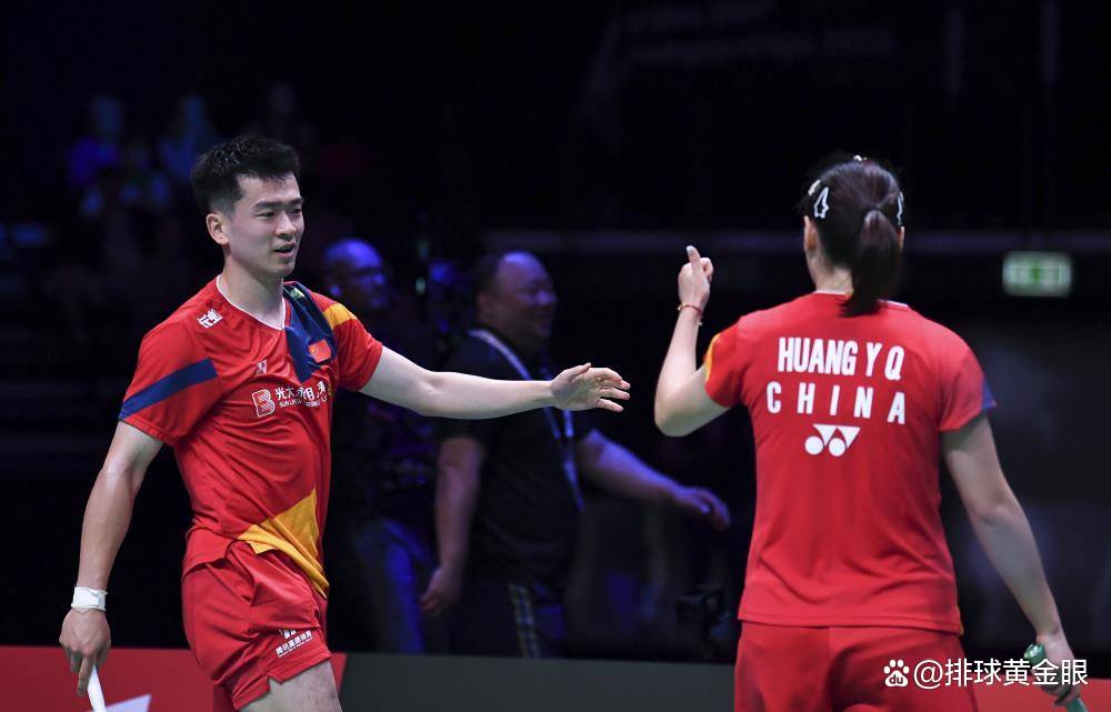 丹麦队鏖战韩国队，郑思维点燃赛场