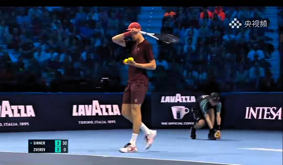戴维斯杯险胜温网,辛纳点燃赛场 戴维斯杯险胜温网,辛纳点燃赛场