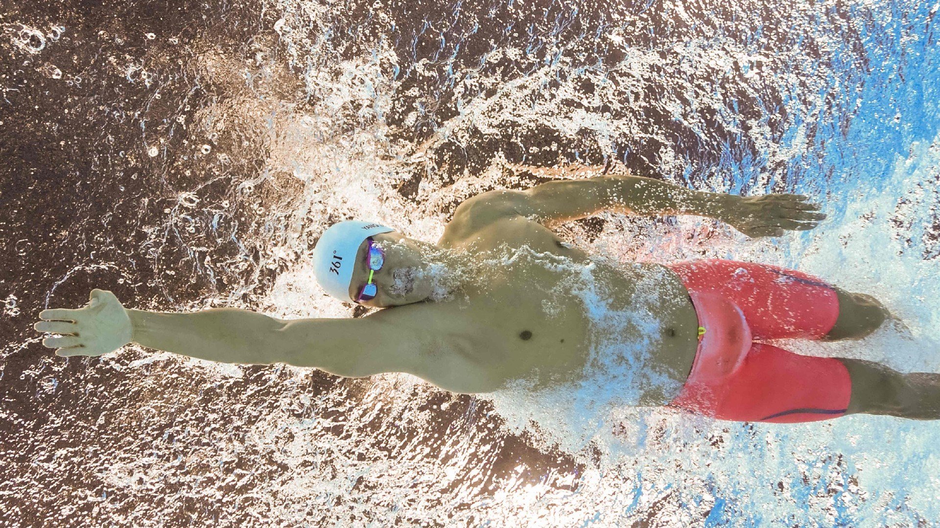 西决生死战，魔术钢铁防线如何锁死热火三巨头？