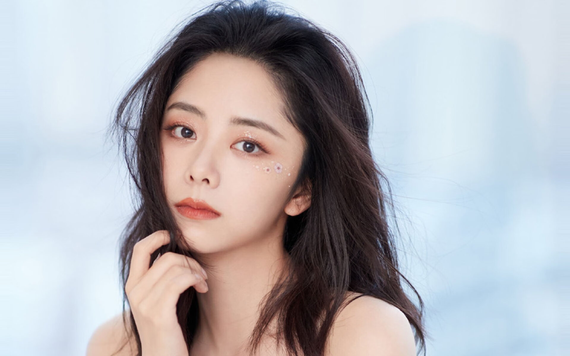 魔法师与叹息之墙，克瓦拉茨赫利亚一锤定音，加纳艰难凿开冰岛铁壁