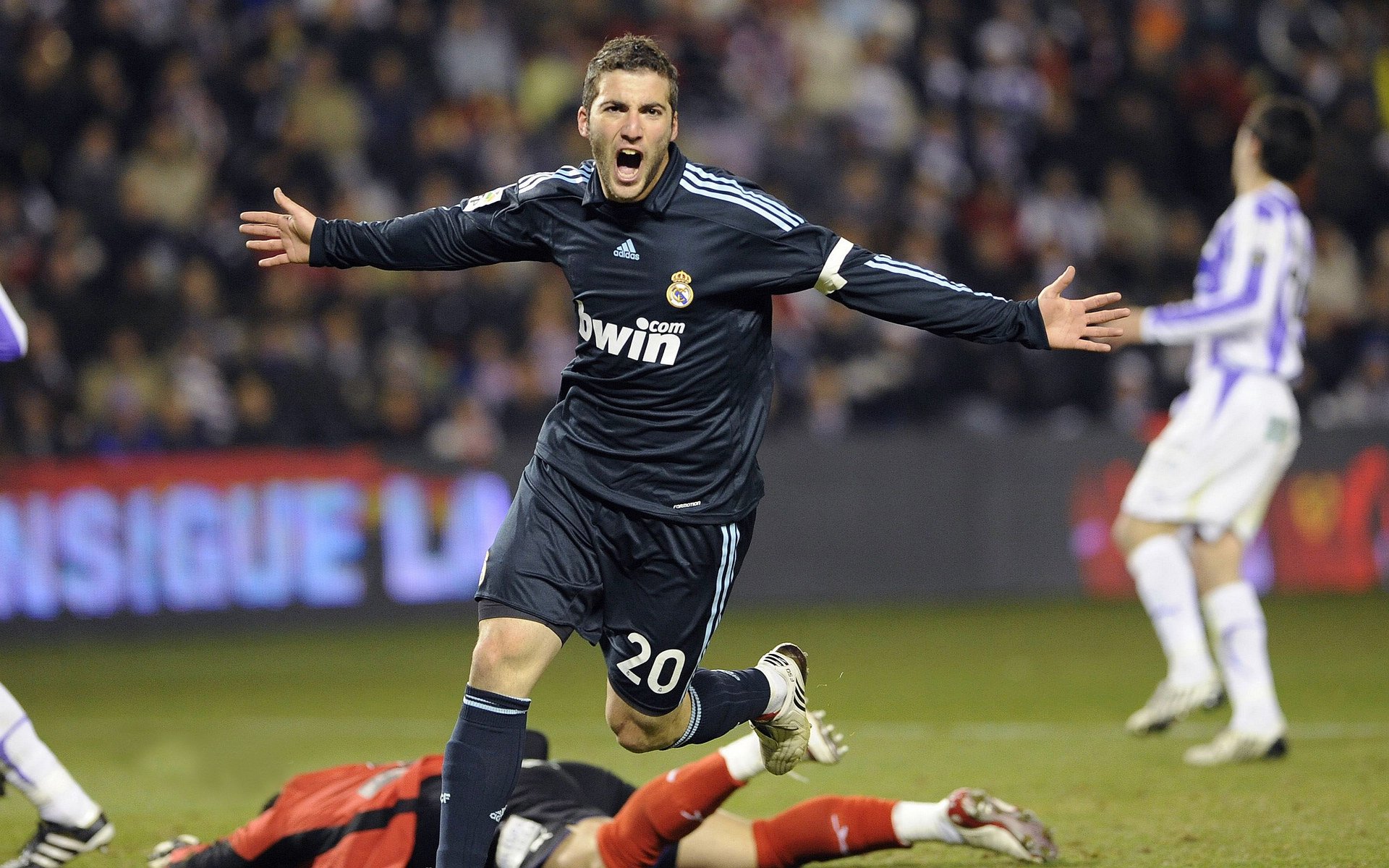 阿根廷对阵雷恩，凯塞多完成自我救赎