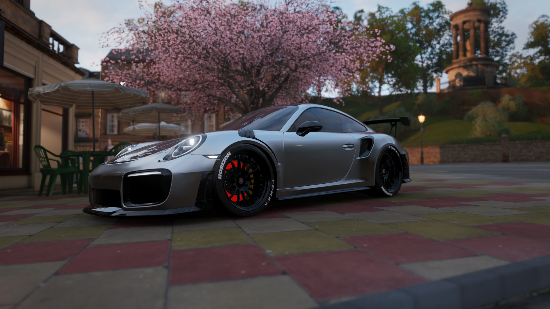 跨界之夜，当西甲德比焰火照亮莫兰特的天空